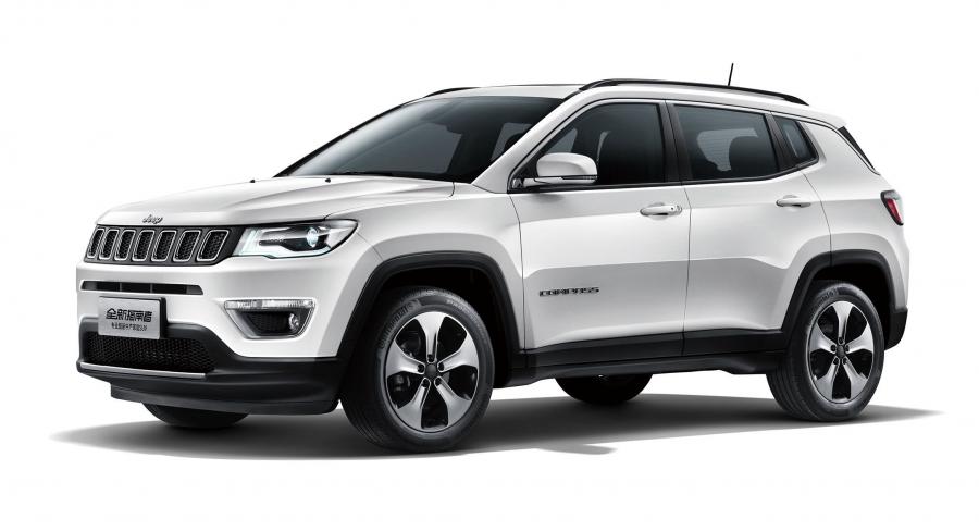  Jeep Compass Limited (MP) 2016 года  (CN) (фото 2 из 15)